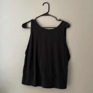 Lululemon Top-open back